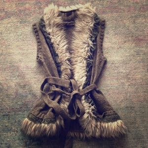 Open Knit Sweater vest with faux fur/lace trim